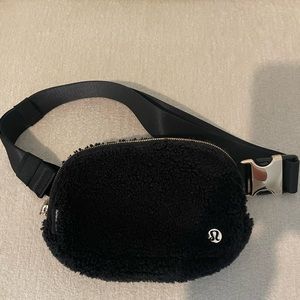 Lululemon Black Shearling Belt Bag 1L